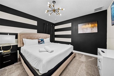 Spectacular 8-bedroom (plus 1 bonus room), 5-bath TURNKEY FULLY - photo 47