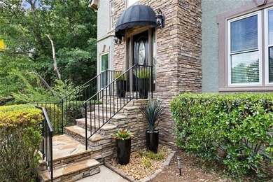 Beautifully updated home situated on a cul-de-sac in the - photo 3