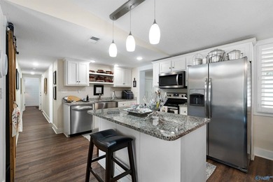If you are looking for the perfect lake getaway THIS IS THE ONE! - photo 11