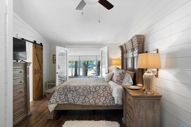 If you are looking for the perfect lake getaway THIS IS THE ONE! - photo 28