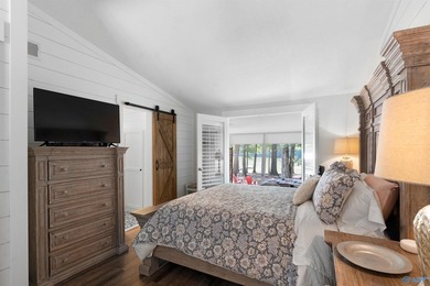 If you are looking for the perfect lake getaway THIS IS THE ONE! - photo 29