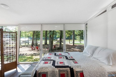 If you are looking for the perfect lake getaway THIS IS THE ONE! - photo 33