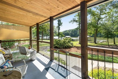 If you are looking for the perfect lake getaway THIS IS THE ONE! - photo 41