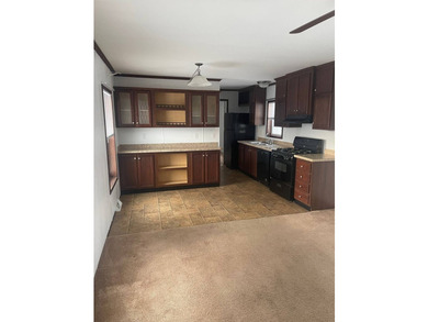 2013 3 bedroom, 2 full bath manufactured home available for sale - photo 3