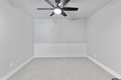 Welcome to your own slice of lakefront paradise on Lake Tyler - - photo 12
