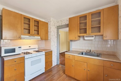 Welcome to this charming 2 bedroom, 1 bath Cape Cod located in - photo 18