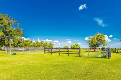 Dream farm or horse property! 1.3 acres with fenced yard