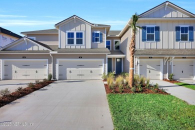 Lake Townhome/Townhouse For Sale in Ponte Vedra, Florida