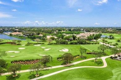 GOLF MEMBERSHIP AVAILABLE! This elegant one-story courtyard - photo 34
