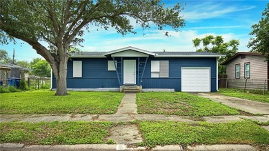 Welcome Home! Clean, simple, and move-in ready, this 3-bedroom - photo 1