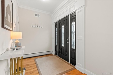 Welcome to this beautifully maintained, newly built home (2023) - photo 5