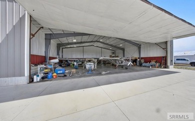Rare opportunity to own your own aircraft hangar at the Rigby - photo 11