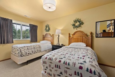 Your Eagle River Chain getaway awaits at Wild Eagle Lodge! This - photo 12