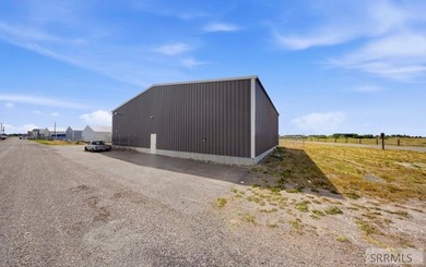 Rare opportunity to own your own aircraft hangar at the Rigby - photo 14