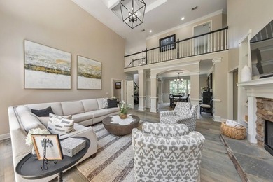 Welcome home to a truly exceptional combination of luxury - photo 17