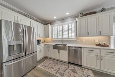 Welcome home to a truly exceptional combination of luxury - photo 20