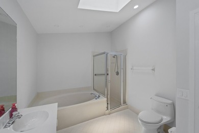 Great opportunity in Palomar at Boca Pointe. This true 3-bedroom - photo 20