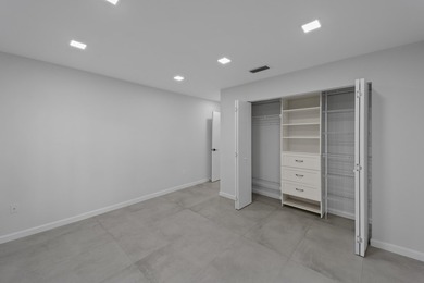 Great opportunity in Palomar at Boca Pointe. This true 3-bedroom - photo 25