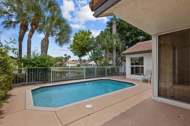 Great opportunity in Palomar at Boca Pointe. This true 3-bedroom - photo 26