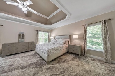 Welcome home to a truly exceptional combination of luxury - photo 32