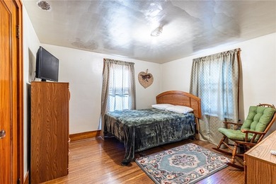 Another Rockin' Rochester Property! Grandma's House is finally - photo 33