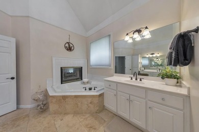 Welcome home to a truly exceptional combination of luxury - photo 36