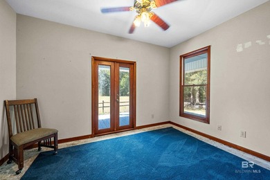The best of country living with city convenience can be found at - photo 39