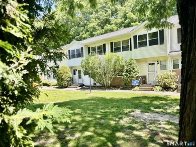 This beautifully updated 3-bedroom, 2 full baths, 1 half bath - photo 1