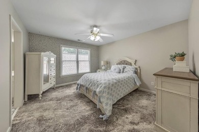 Welcome home to a truly exceptional combination of luxury - photo 42