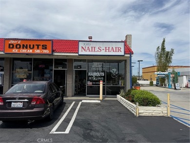 BUSINESS OPPORTUNITY IN A PRIME LOCATION OF NORTH TORRANCE!!!! - photo 2