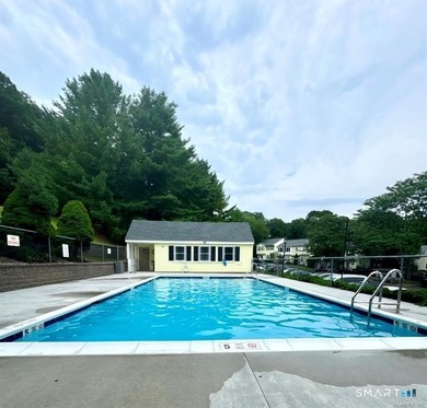 This beautifully updated 3-bedroom, 2 full baths, 1 half bath - photo 3