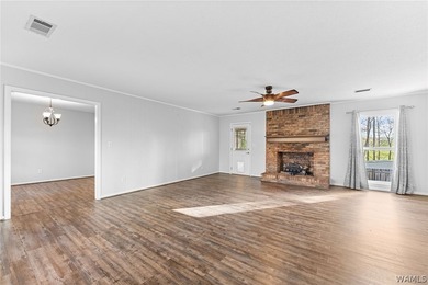Located near Lake Tuscaloosa, this home offers private lake - photo 3