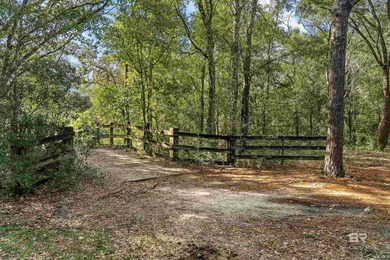 The best of country living with city convenience can be found at - photo 49