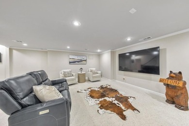 Welcome home to a truly exceptional combination of luxury - photo 49