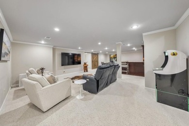Welcome home to a truly exceptional combination of luxury - photo 50