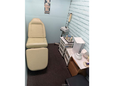 BUSINESS OPPORTUNITY IN A PRIME LOCATION OF NORTH TORRANCE!!!! - photo 10