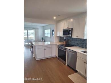Completely gutted and renovated waterfront Banks Channel condo - photo 11