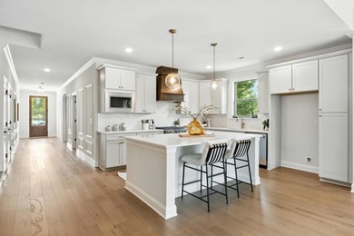 Welcome to the Oxford by GreenTech Homes, where timeless design - photo 12