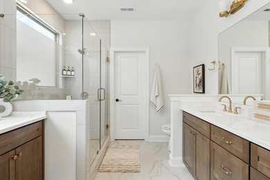 Welcome to the Oxford by GreenTech Homes, where timeless design - photo 26