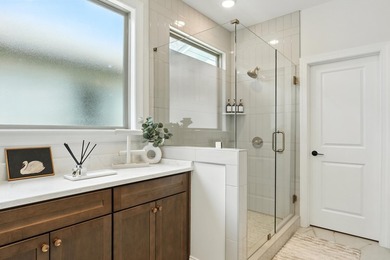 Welcome to the Oxford by GreenTech Homes, where timeless design - photo 29