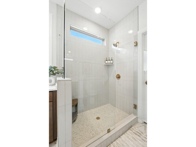 Welcome to the Oxford by GreenTech Homes, where timeless design - photo 30