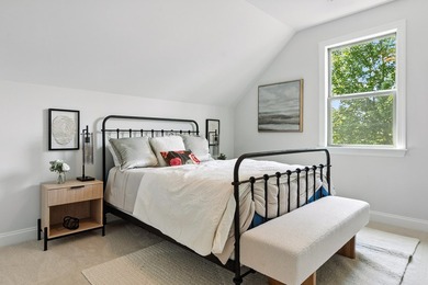 Welcome to the Oxford by GreenTech Homes, where timeless design - photo 37