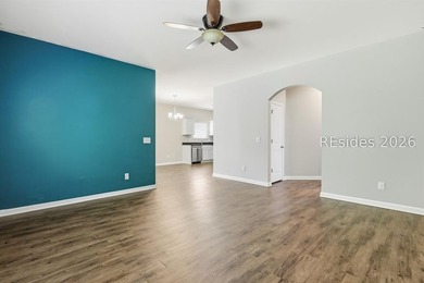 Welcome to 7 Wolf Creek Cove, a beautifully maintained home - photo 11