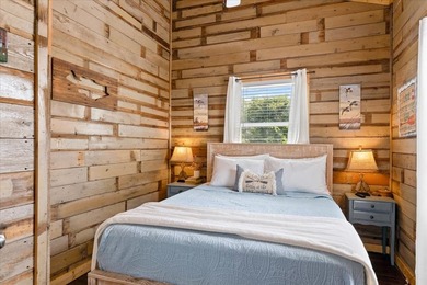 Welcome to the Reel Lazy Lake House, a fully furnished - photo 11