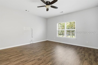 Welcome to 7 Wolf Creek Cove, a beautifully maintained home - photo 12