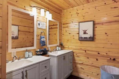 Welcome to the Reel Lazy Lake House, a fully furnished - photo 18