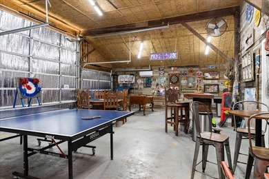 Welcome to the Reel Lazy Lake House, a fully furnished - photo 22