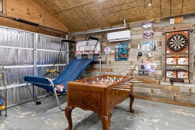 Welcome to the Reel Lazy Lake House, a fully furnished - photo 23