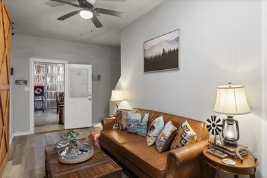 Welcome to the Reel Lazy Lake House, a fully furnished - photo 26