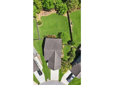 Welcome to 7 Wolf Creek Cove, a beautifully maintained home - photo 33